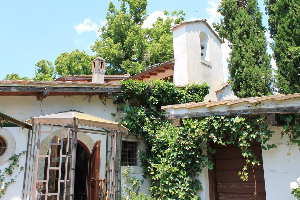 龙奇廖内 La Canonica Dei Fiori - Anna Fendi Country House酒店 外观 照片