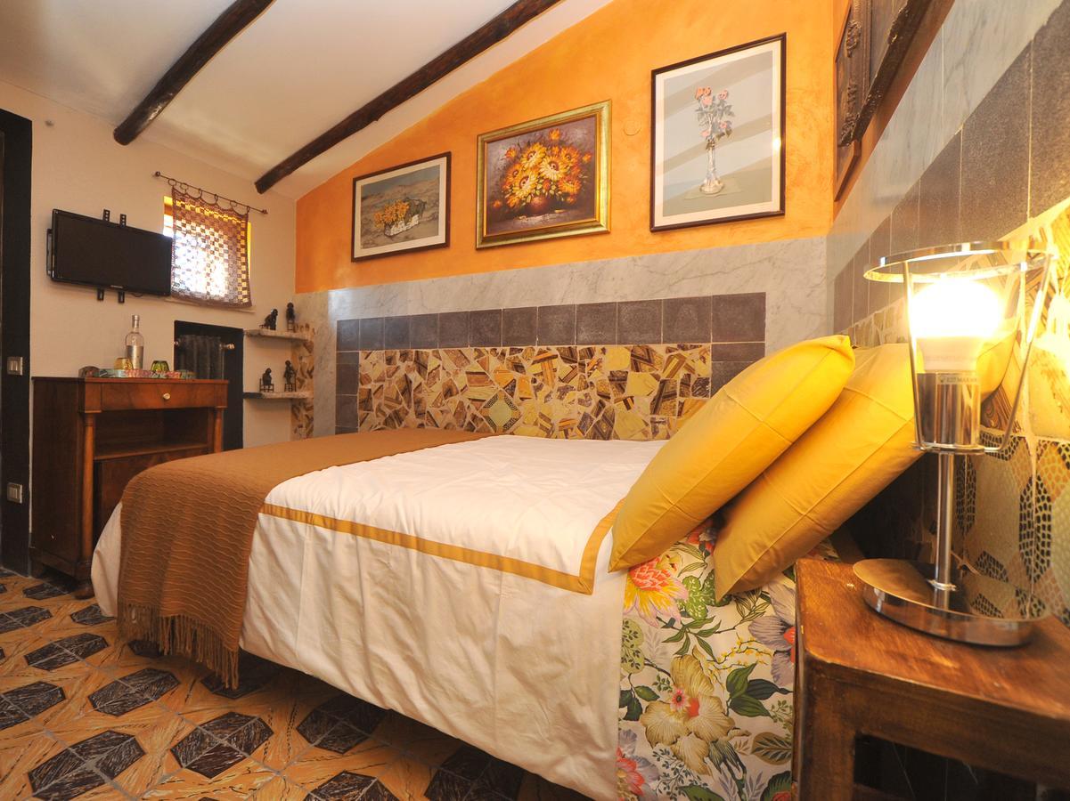 龙奇廖内 La Canonica Dei Fiori - Anna Fendi Country House酒店 外观 照片