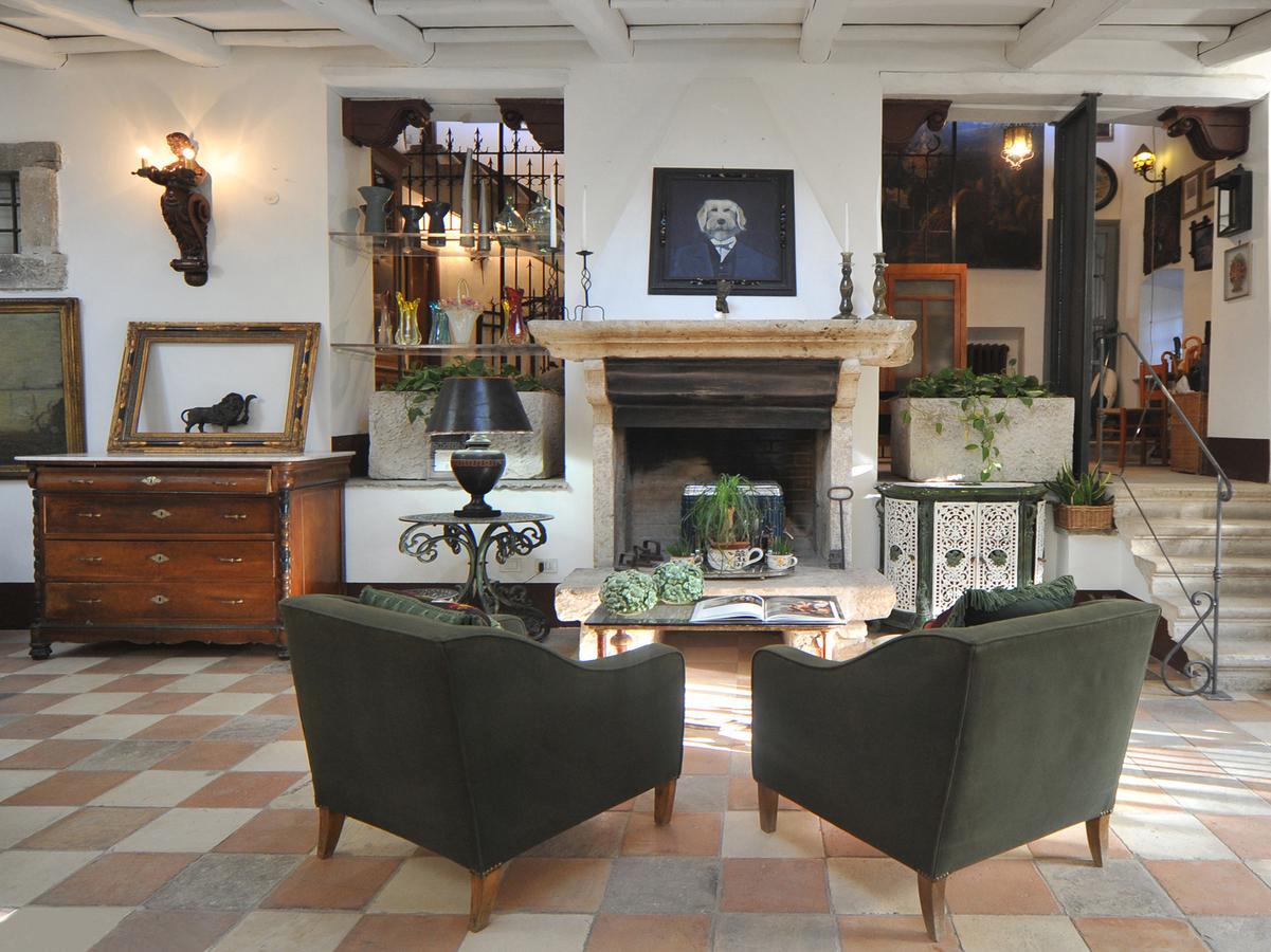 龙奇廖内 La Canonica Dei Fiori - Anna Fendi Country House酒店 外观 照片