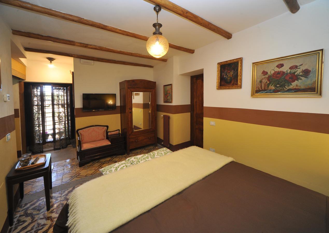 龙奇廖内 La Canonica Dei Fiori - Anna Fendi Country House酒店 外观 照片